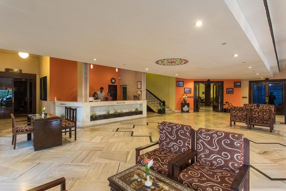 ماديكيري فندق كورغ إنترناشونال - ميركارا المظهر الخارجي الصورة